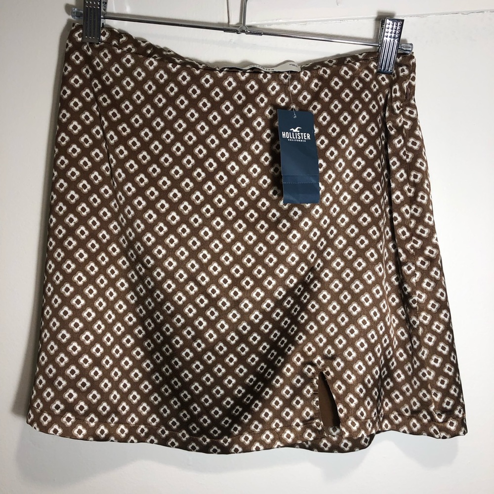 NWT Hollister Silky Highwaisted Mini Skirt
